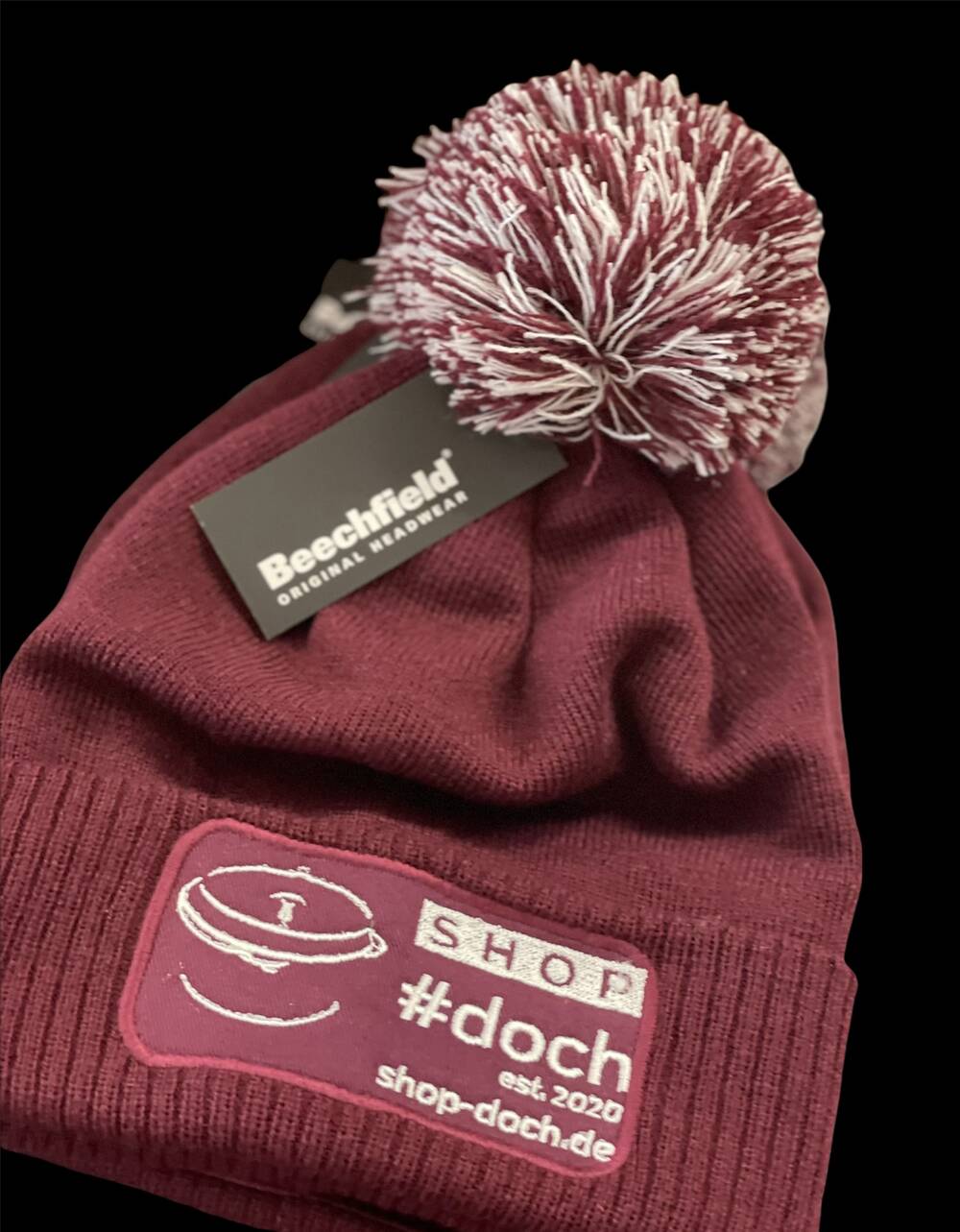 Weinrot mit Patch & Bommel