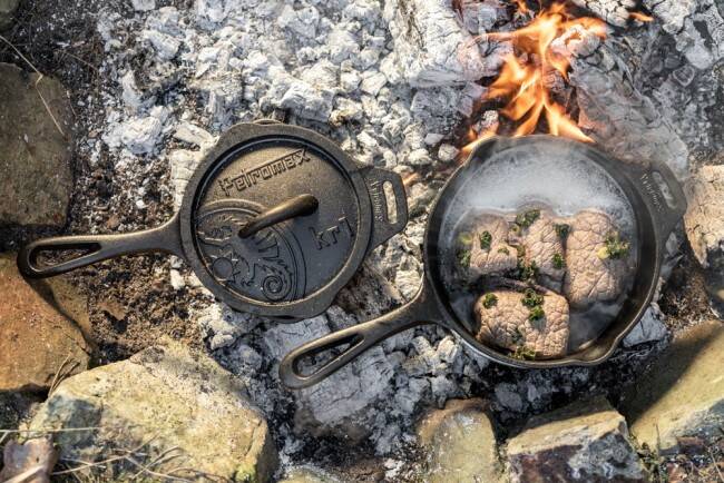 Petromax Gusseiserne Kasserolle mit Deckel