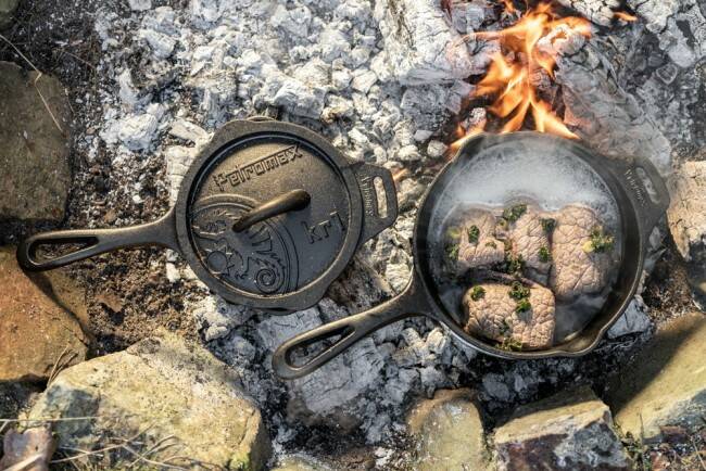 Petromax Gusseiserne Kasserolle mit Deckel